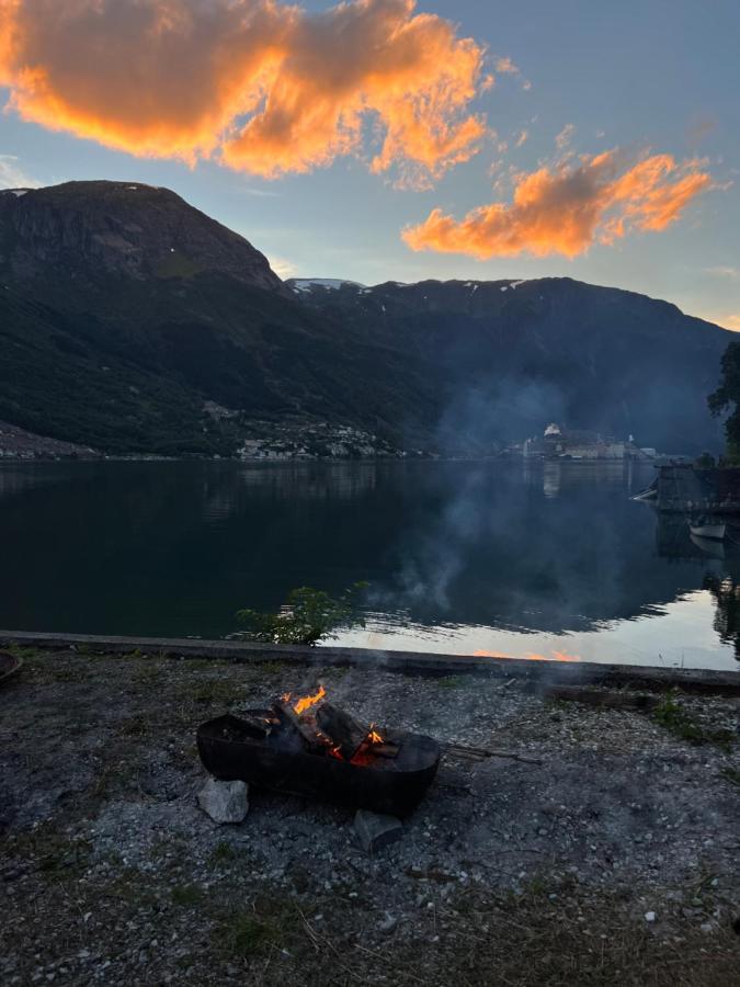 Trolltunga Fjordview Aparthotel Odda Exterior foto